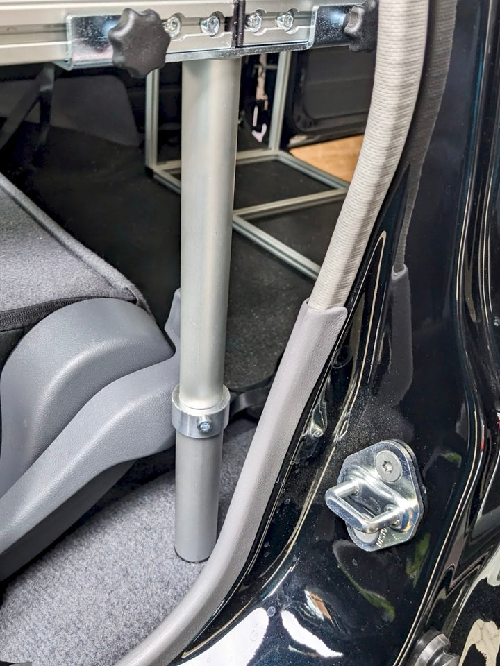 Detailaufnahme COMO Flexi-Stützfuß für COMO Campingboxen